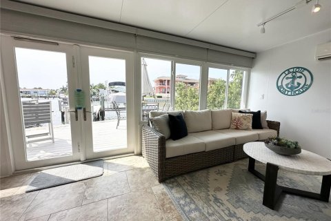 Casa en venta en Saint Petersburg, Florida, 2 dormitorios, 182.37 m2 № 2206658 - foto 24