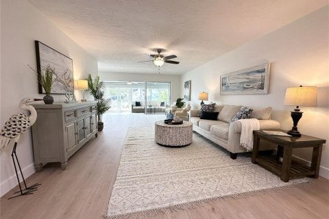 Casa en venta en Saint Petersburg, Florida, 2 dormitorios, 182.37 m2 № 2206658 - foto 15