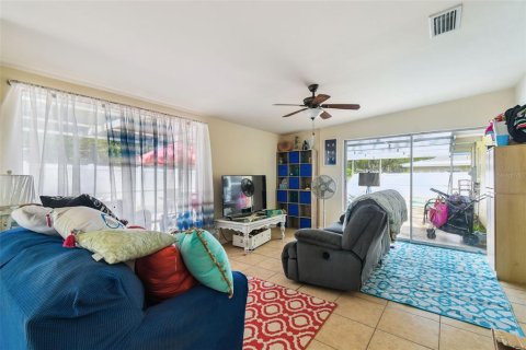 Villa ou maison à vendre à Spring Hill, Floride: 3 chambres, 151.06 m2 № 1869372 - photo 28