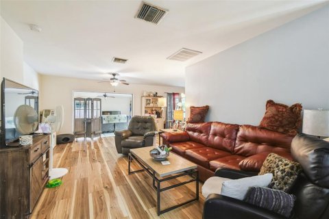 Villa ou maison à vendre à Spring Hill, Floride: 3 chambres, 151.06 m2 № 1869372 - photo 6