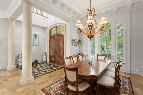 House in Windermere, Florida 5 bedrooms, 664.99 sq.m. № 2289712 - photo 8