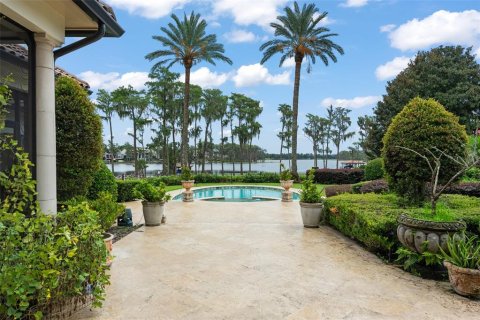 House in Windermere, Florida 5 bedrooms, 664.99 sq.m. № 2289712 - photo 18