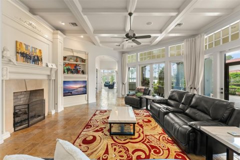 House in Windermere, Florida 5 bedrooms, 664.99 sq.m. № 2289712 - photo 12