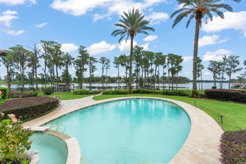 House in Windermere, Florida 5 bedrooms, 664.99 sq.m. № 2289712 - photo 17