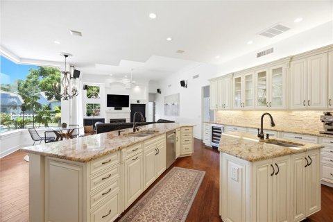 Villa ou maison à vendre à Palm Harbor, Floride: 5 chambres, 293.85 m2 № 2302221 - photo 11