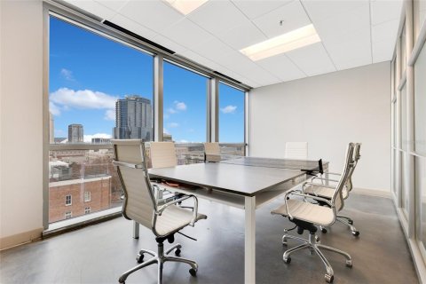 Propiedad comercial en venta en Orlando, Florida, 607.21 m2 № 1854149 - foto 14