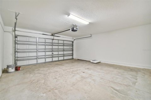 House in San Antonio, Florida 4 bedrooms, 168.15 sq.m. № 1913843 - photo 13