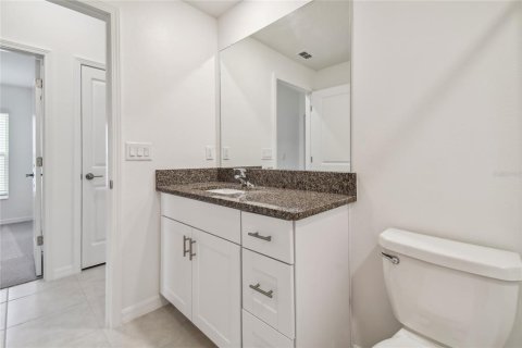 House in San Antonio, Florida 4 bedrooms, 168.15 sq.m. № 1913843 - photo 26