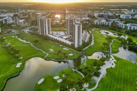 Copropriété à vendre à Aventura, Floride: 1 chambre, 92.9 m2 № 1972211 - photo 20