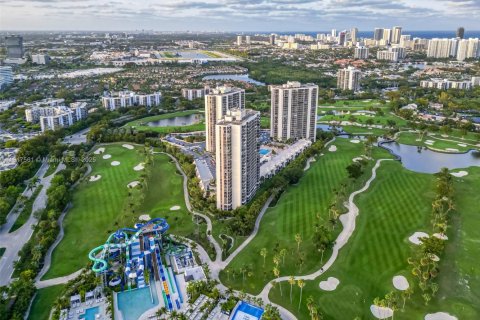 Copropriété à vendre à Aventura, Floride: 1 chambre, 92.9 m2 № 1972211 - photo 24