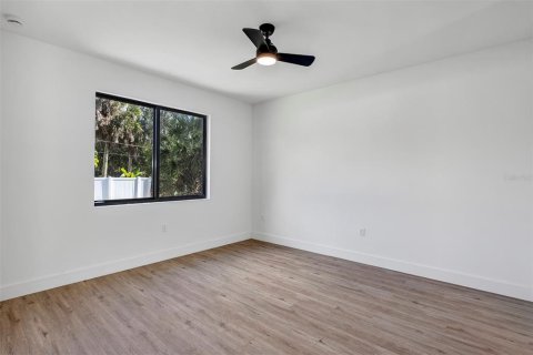Villa ou maison à vendre à Port Charlotte, Floride: 4 chambres, 156.35 m2 № 2166994 - photo 17