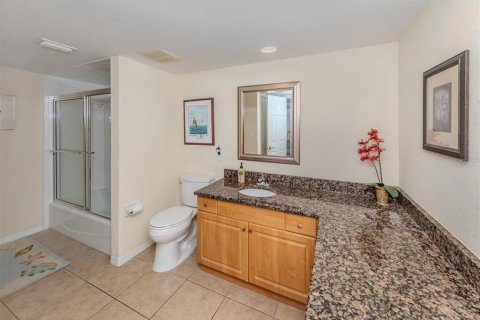 Copropriété à vendre à Punta Gorda, Floride: 2 chambres, 129.51 m2 № 2206329 - photo 20
