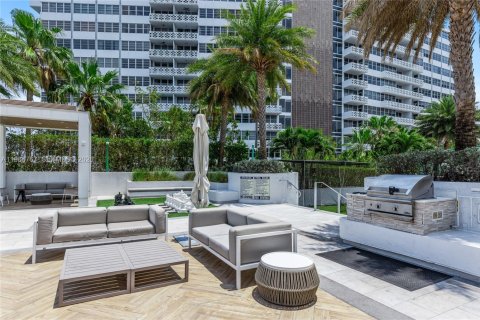 Condominio en venta en Miami Beach, Florida, 2 dormitorios, 137.22 m2 № 2029932 - foto 20