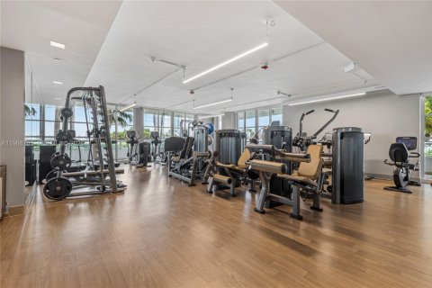 Condominio en venta en Miami Beach, Florida, 2 dormitorios, 137.22 m2 № 2029932 - foto 25