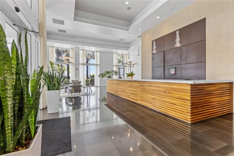 Condominio en venta en Miami Beach, Florida, 2 dormitorios, 137.22 m2 № 2029932 - foto 27