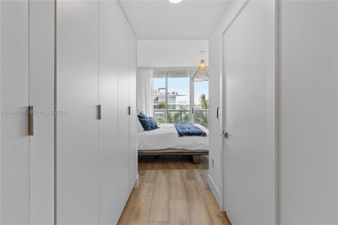 Condominio en venta en Miami Beach, Florida, 2 dormitorios, 137.22 m2 № 2029932 - foto 8
