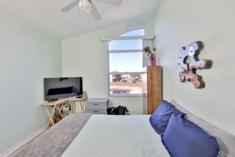 Touwnhouse à vendre à Kenneth City, Floride: 3 chambres, 151.43 m2 № 2129759 - photo 29