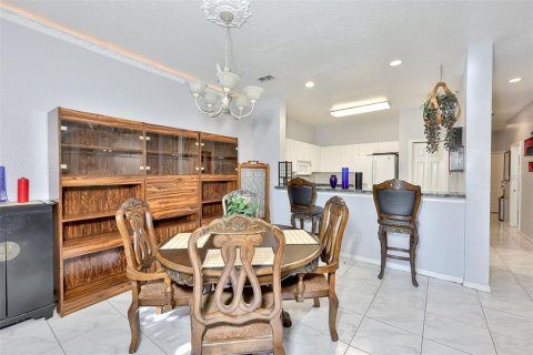 Touwnhouse à vendre à Kenneth City, Floride: 3 chambres, 151.43 m2 № 2129759 - photo 13