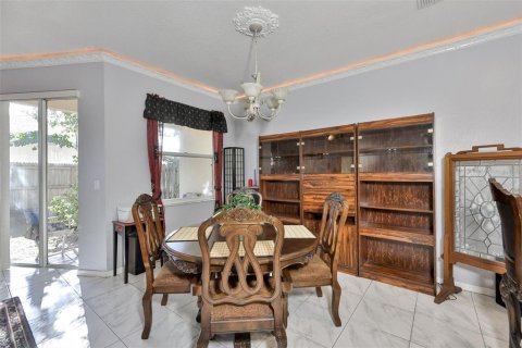 Touwnhouse à vendre à Kenneth City, Floride: 3 chambres, 151.43 m2 № 2129759 - photo 20