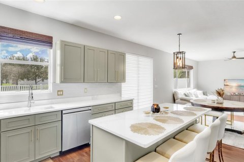House in Ellenton, Florida 4 bedrooms, 270.25 sq.m. № 1879100 - photo 4