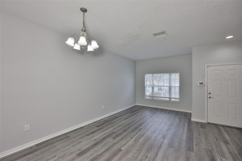 Townhouse in Gibsonton, Florida 2 bedrooms, 126.35 sq.m. № 1913907 - photo 15