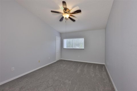 Townhouse in Gibsonton, Florida 2 bedrooms, 126.35 sq.m. № 1913907 - photo 18