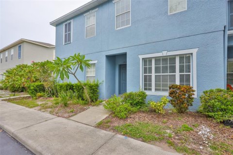 Townhouse in Gibsonton, Florida 2 bedrooms, 126.35 sq.m. № 1913907 - photo 2