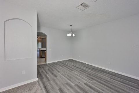 Townhouse in Gibsonton, Florida 2 bedrooms, 126.35 sq.m. № 1913907 - photo 12