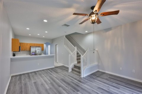 Townhouse in Gibsonton, Florida 2 bedrooms, 126.35 sq.m. № 1913907 - photo 10