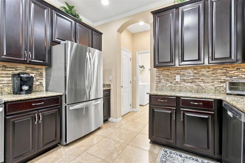 Touwnhouse à vendre à Lutz, Floride: 3 chambres, 201.78 m2 № 2380890 - photo 11