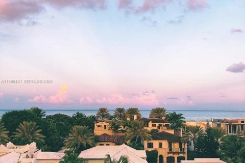 Снять в аренду кондоминиум в Майами-Бич, Флорида 2 спальни, 102.47м2, № 2028159 - фото 3