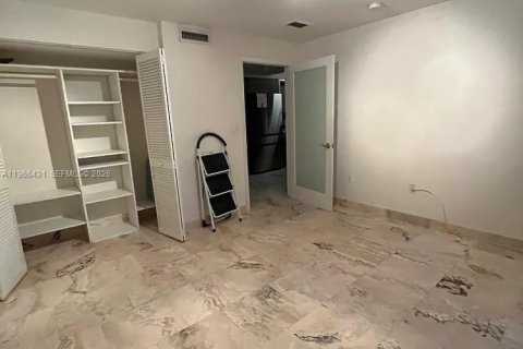 Снять в аренду кондоминиум в Майами-Бич, Флорида 2 спальни, 102.47м2, № 2028159 - фото 10