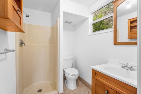 House in Lake Worth, Florida 4 bedrooms, 160.54 sq.m. № 2181031 - photo 23
