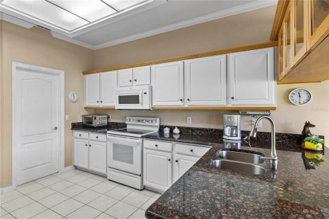 Casa en venta en Clermont, Florida, 2 dormitorios, 188.68 m2 № 2383817 - foto 15