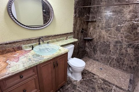 Casa en alquiler en Hialeah, Florida, 2 dormitorios, 125.7 m2 № 2048557 - foto 16