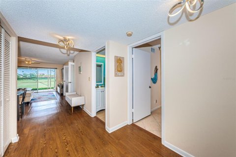 Condominio en venta en Saint Petersburg, Florida, 2 dormitorios, 99.41 m2 № 2142873 - foto 7