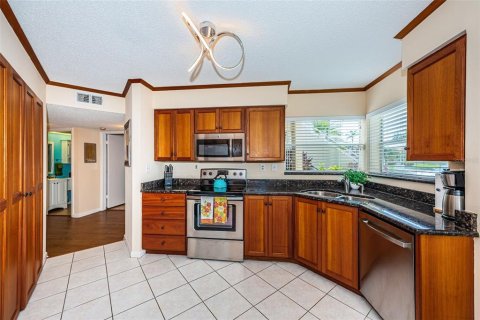 Condominio en venta en Saint Petersburg, Florida, 2 dormitorios, 99.41 m2 № 2142873 - foto 2