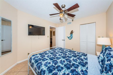 Condominio en venta en Saint Petersburg, Florida, 2 dormitorios, 99.41 m2 № 2142873 - foto 30
