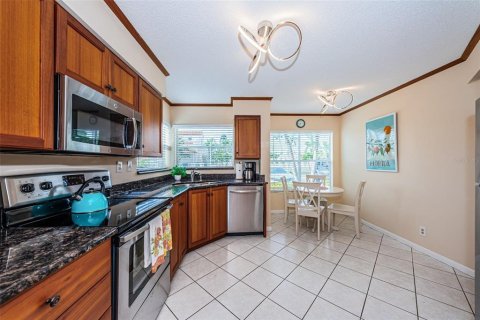 Condominio en venta en Saint Petersburg, Florida, 2 dormitorios, 99.41 m2 № 2142873 - foto 8