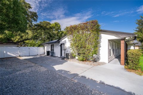 Villa ou maison à vendre à Maitland, Floride: 6 chambres, 246.56 m2 № 2230979 - photo 4