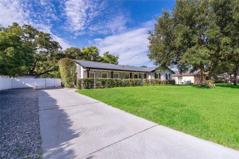 Villa ou maison à vendre à Maitland, Floride: 6 chambres, 246.56 m2 № 2230979 - photo 3