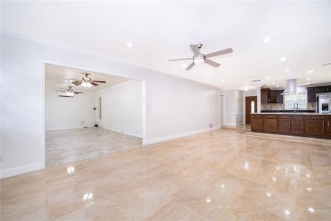 Villa ou maison à vendre à Maitland, Floride: 6 chambres, 246.56 m2 № 2230979 - photo 18