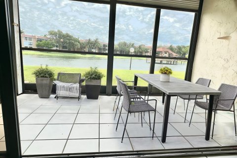 Condominio en venta en Margate, Florida, 2 dormitorios, 101.26 m2 № 2171505 - foto 11