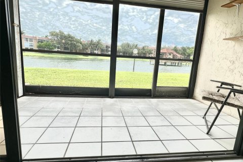 Condominio en venta en Margate, Florida, 2 dormitorios, 101.26 m2 № 2171505 - foto 10