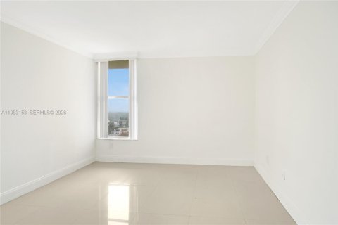 Copropriété à louer à North Miami, Floride: 2 chambres, 89.46 m2 № 2047354 - photo 14