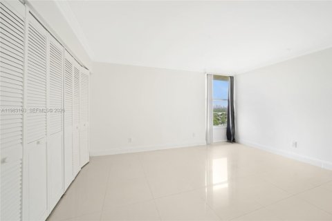 Copropriété à louer à North Miami, Floride: 2 chambres, 89.46 m2 № 2047354 - photo 16