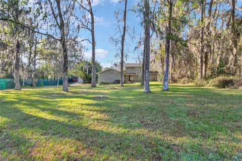 House in Gainesville, Florida 4 bedrooms, 188.59 sq.m. № 2069240 - photo 6