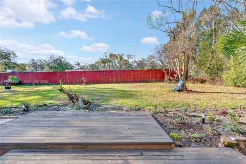 House in Gainesville, Florida 4 bedrooms, 188.59 sq.m. № 2069240 - photo 12