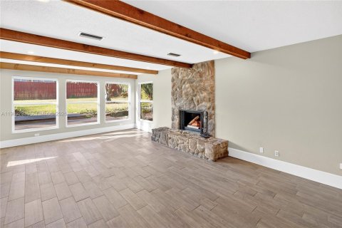 House in Gainesville, Florida 4 bedrooms, 188.59 sq.m. № 2069240 - photo 24