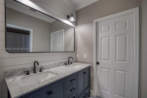 Villa ou maison à vendre à Palm City, Floride: 3 chambres, 247.12 m2 № 2027395 - photo 19